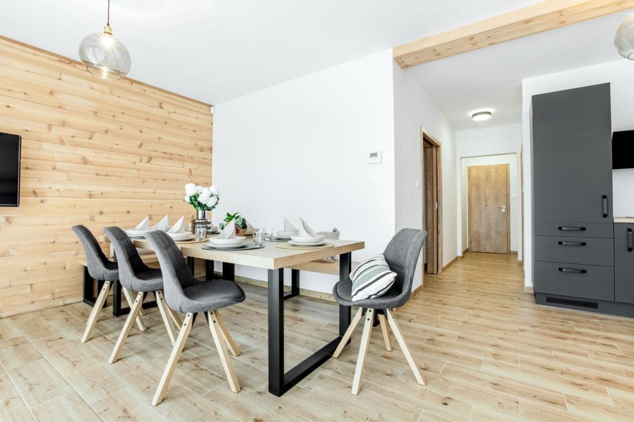 Apartmany Karlovy Dvory Horni Plana Exterior photo