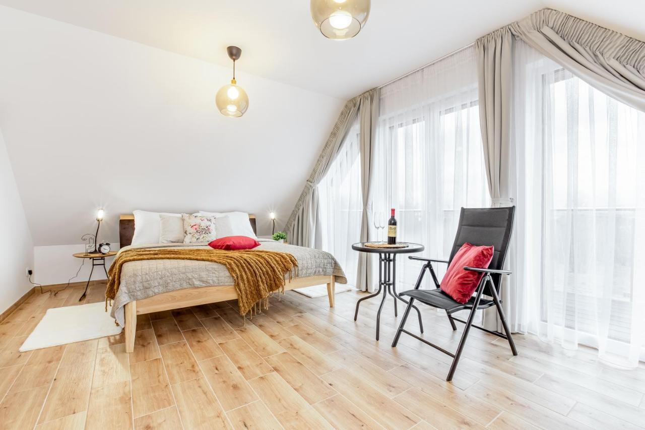 Apartmany Karlovy Dvory Horni Plana Exterior photo